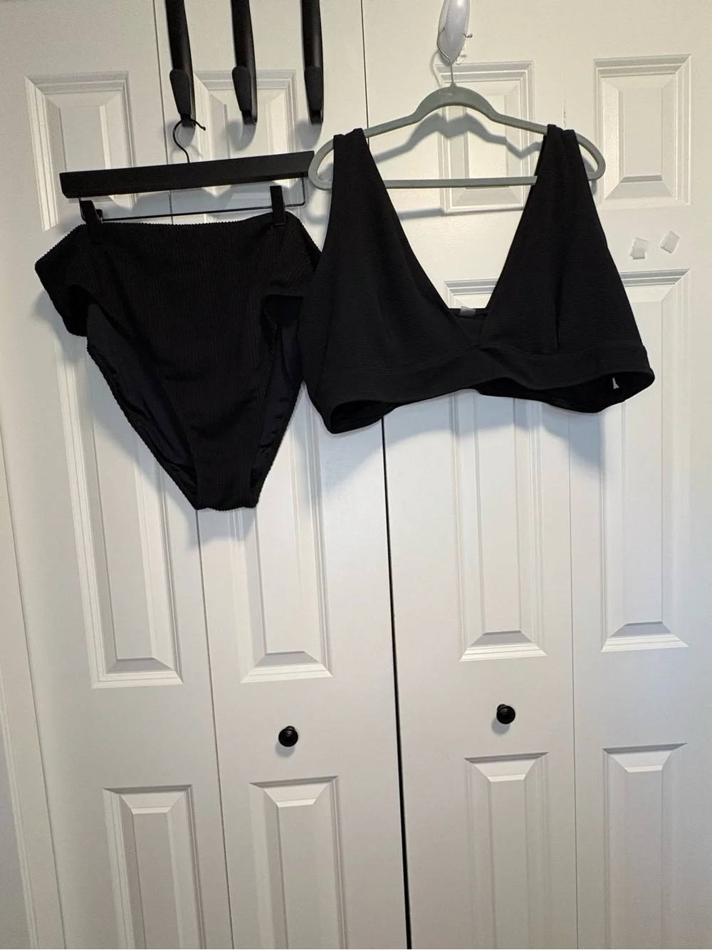 Old Navy Black Ribbed Bralette & High-Waist Bottoms Set